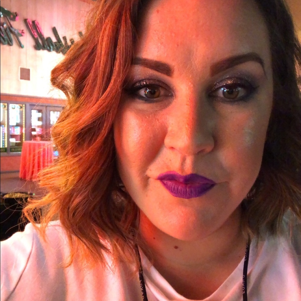 Meet your Posher, Shannon